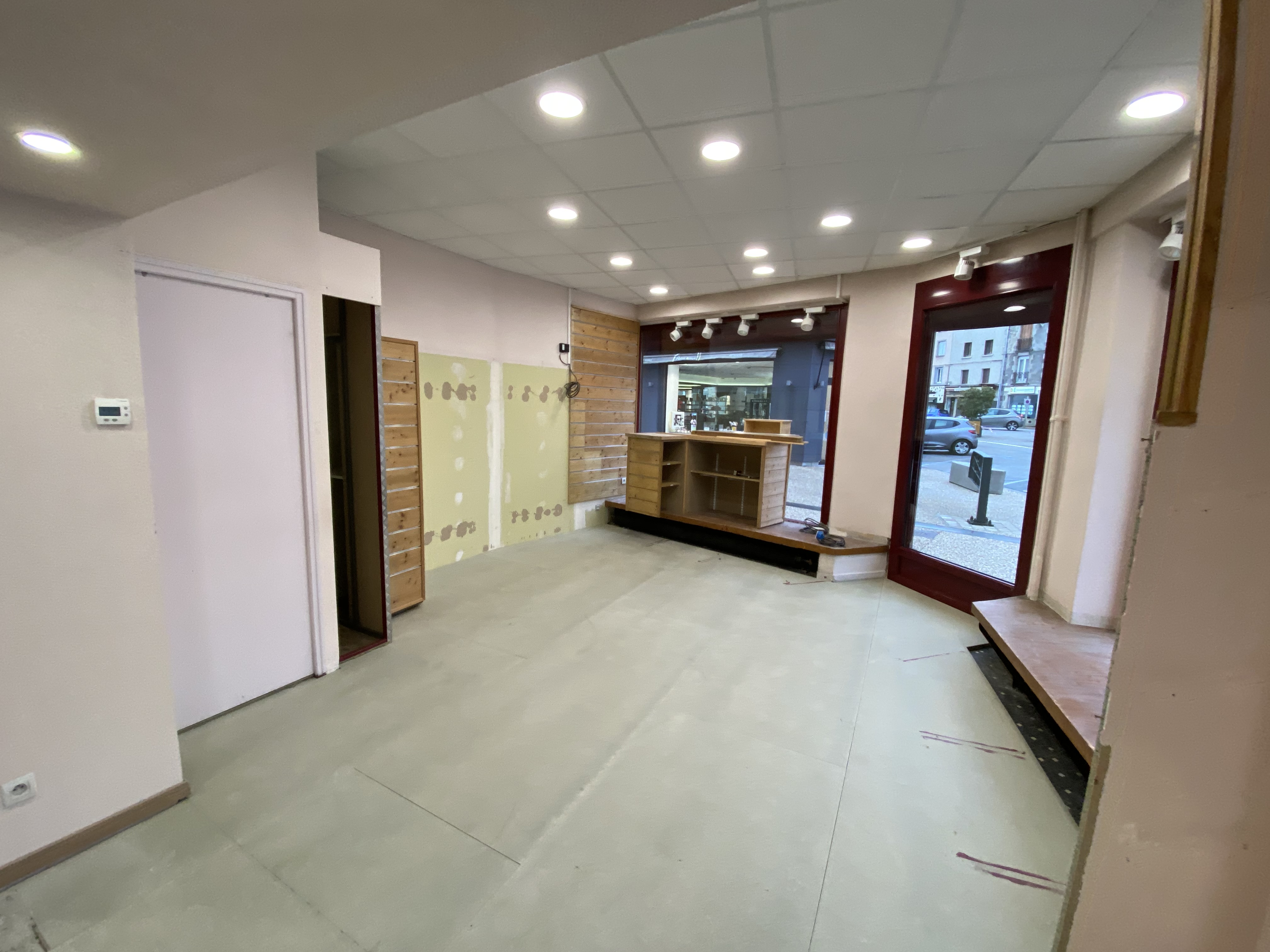 Avant - Magasin de chaussures à Yssingeaux