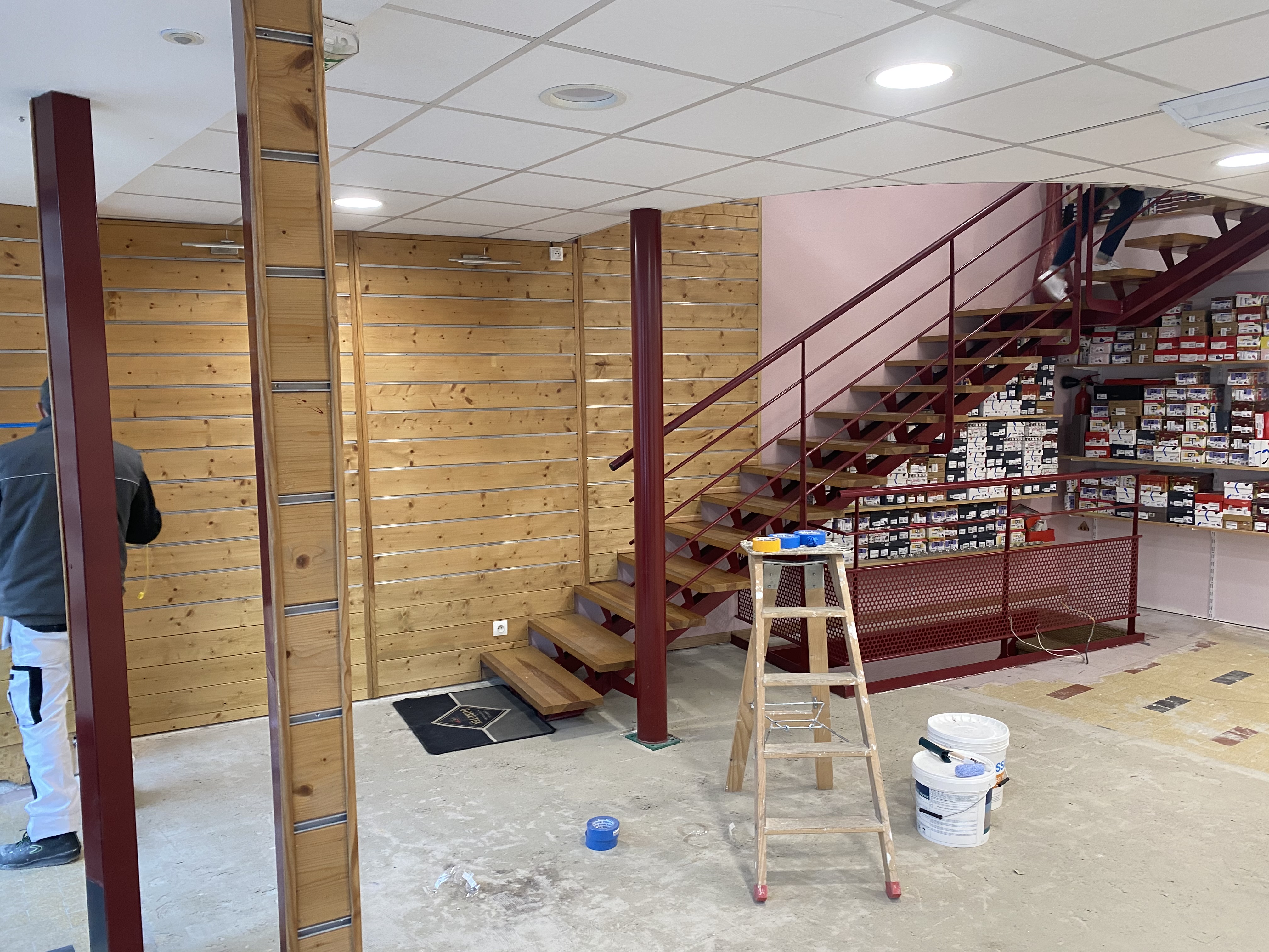 Pendant - Magasin de chaussures à Yssingeaux