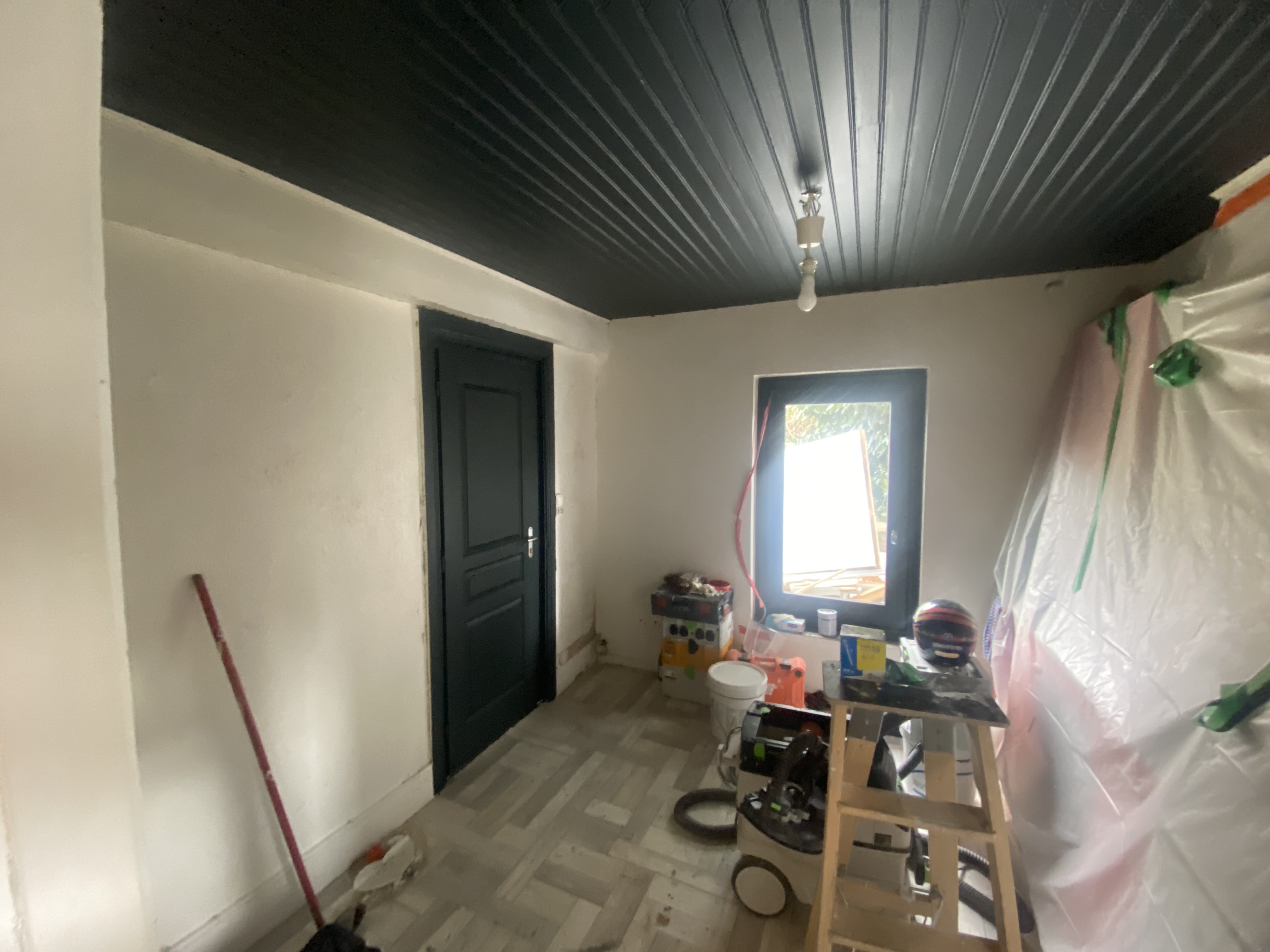 Pendant - Studio